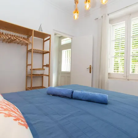 By Interhome * Portbou